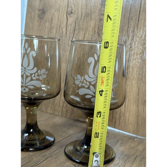 Pfaltzgraff Village Wine Glass Goblets Etched Brown Stemware 6 oz Vintage Set/2 - Picture 2 of 3